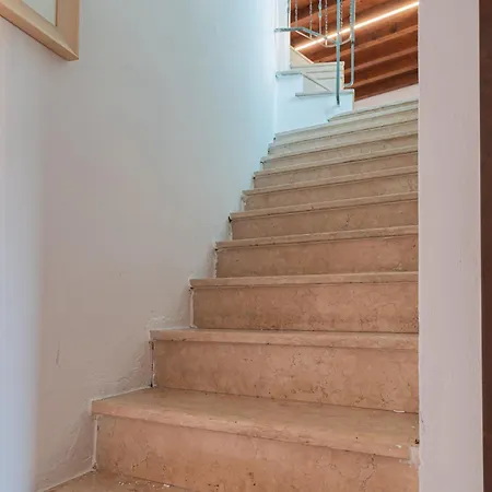 Апартаменты Juliet's Paradise - Rooftop Terrace *