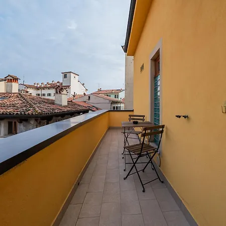 Juliet's Paradise - Rooftop Terrace